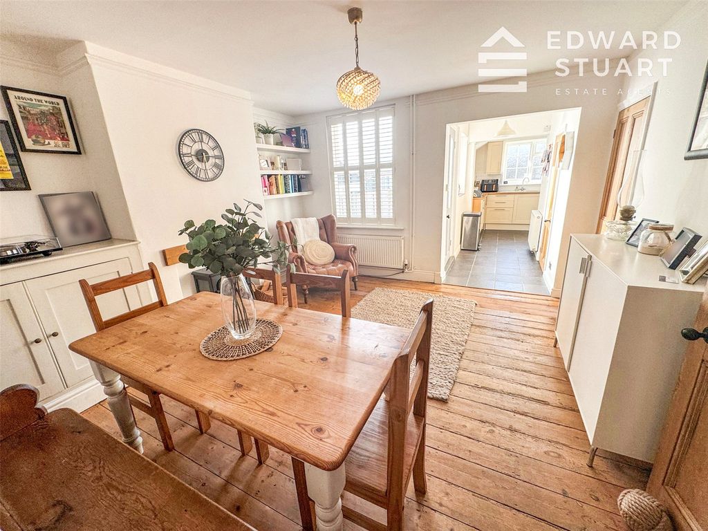 Property photo 3 of 22 Picture No. 03