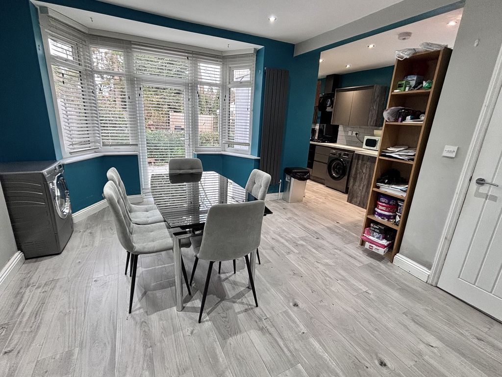 Property photo 3 of 13 Dining Room