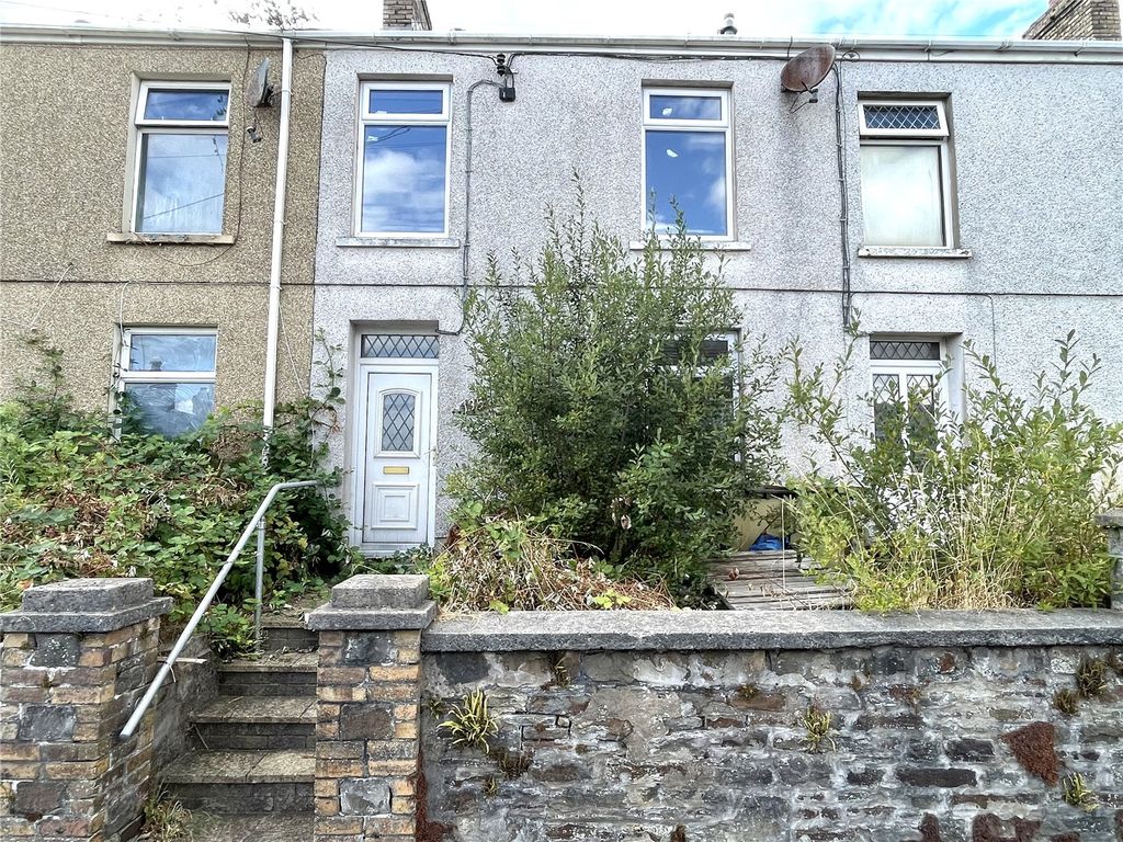 Property photo 1 of 21 Picture No. 05