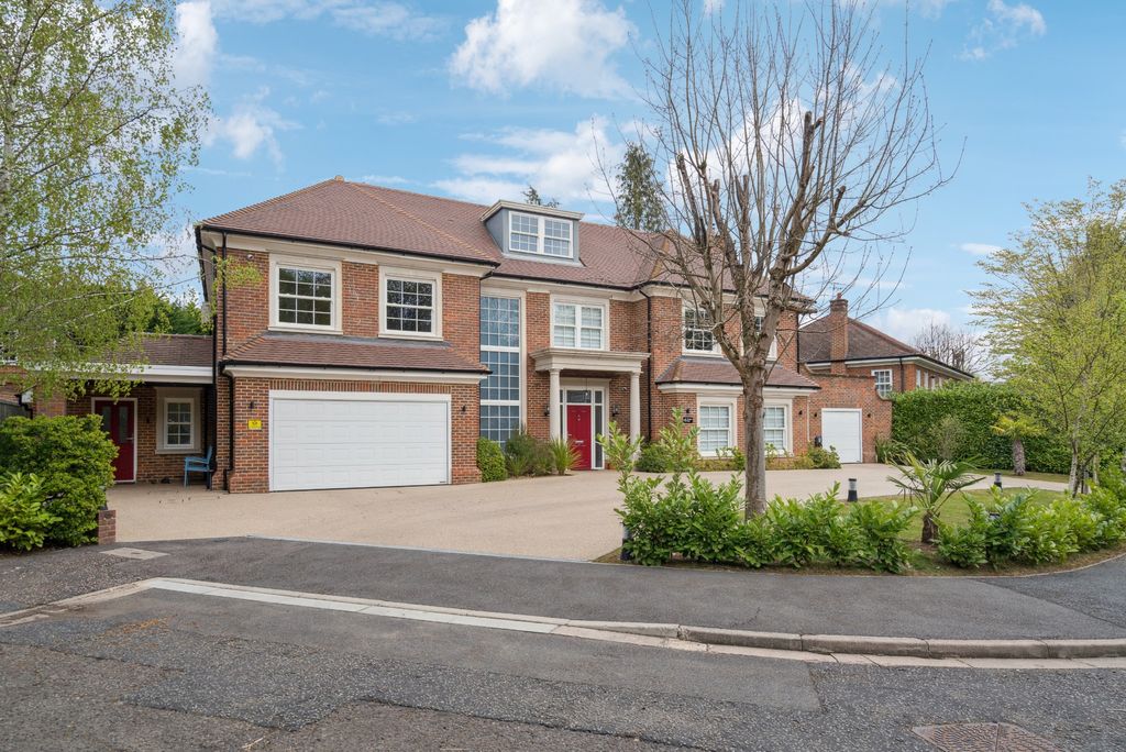 Property photo 1 of 19