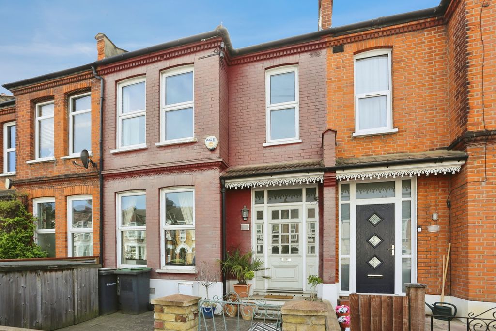 Property photo 1 of 16