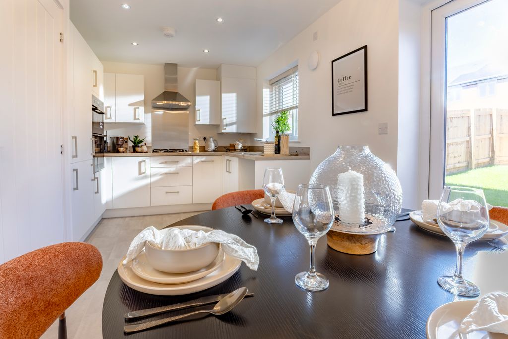 Property photo 3 of 9 Typical Interior