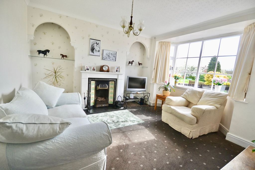 Property photo 3 of 26