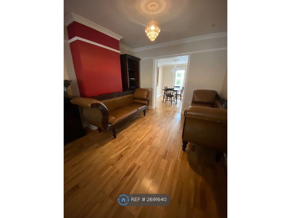 Property photo 2 of 17 Secondary Living Room