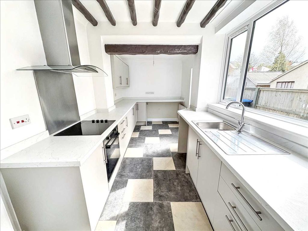 Property photo 3 of 29