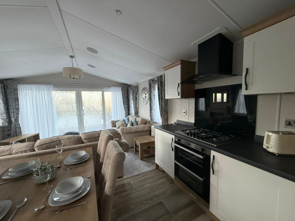 Property photo 3 of 6 Whatsapp Image 2025 12 02 At 15.42.33 93A2B896.Jpg