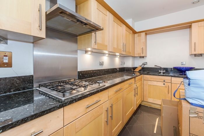 Property photo 2 of 5 Kitchen