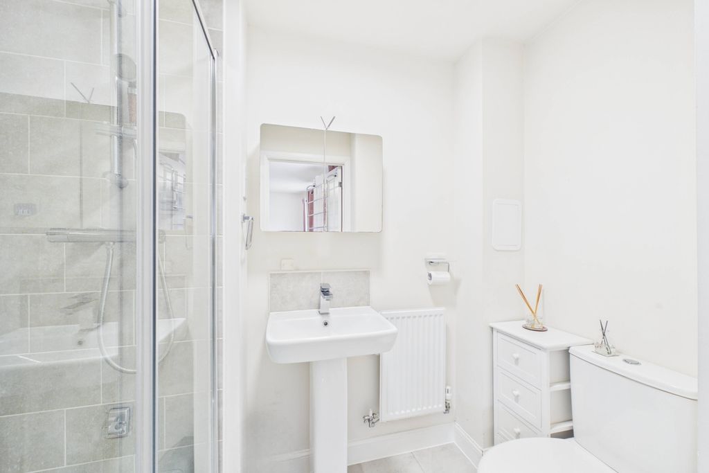 Additional image 11 of 4 bed detached house for saleAlexander Way, Leighton Buzzard LU7