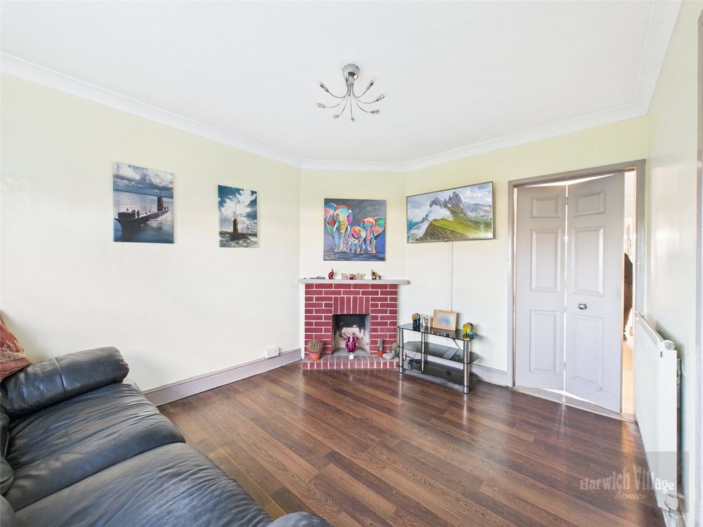 Property photo 3 of 15 Picture 3