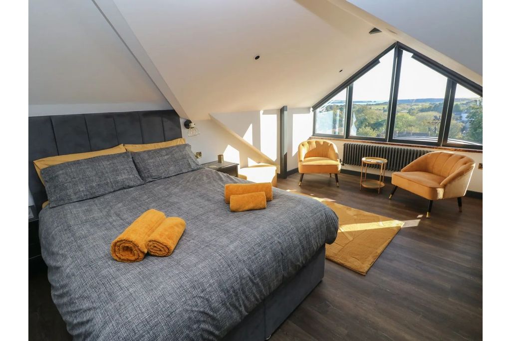 Additional image 20 of 3 bed flat for saleNarberth Road, Tenby SA70