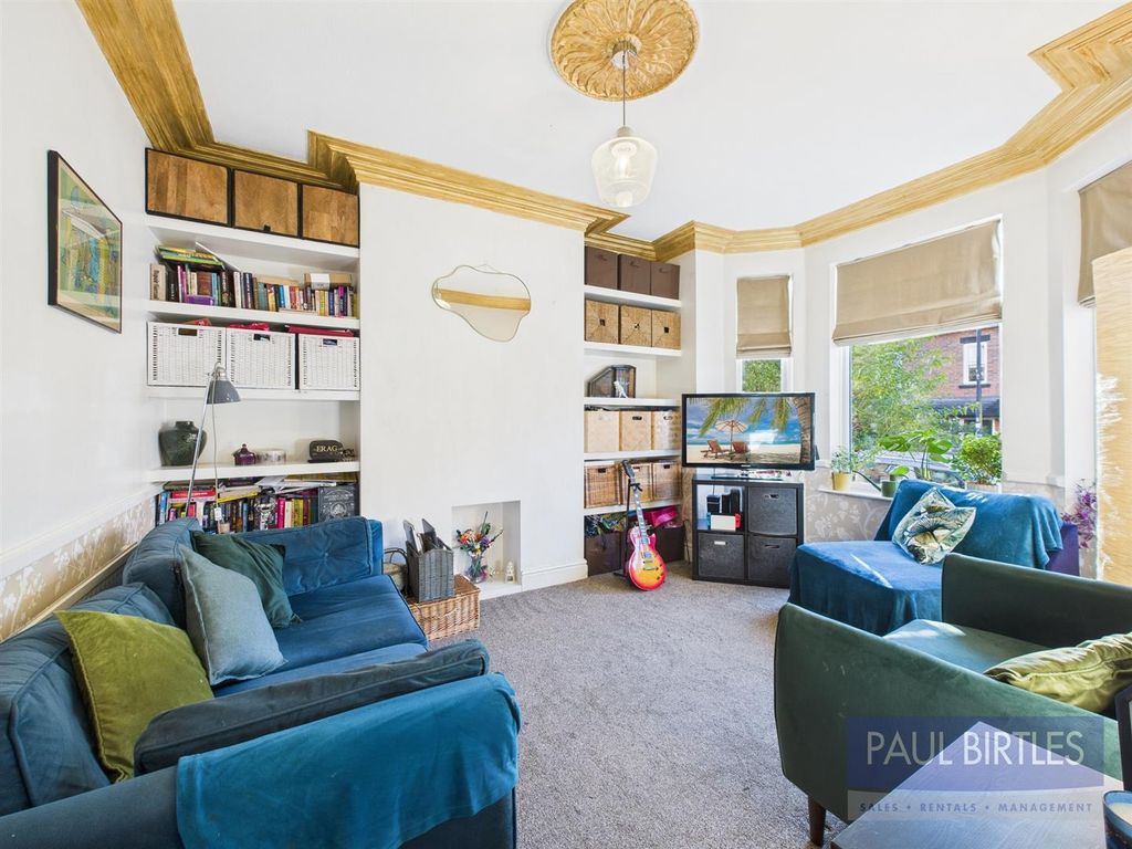 Property photo 2 of 17 Cam04378G0-Pr0270-Still001.Jpg