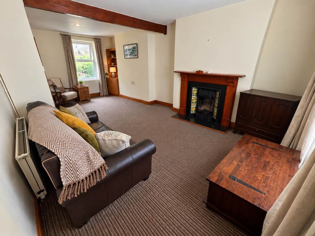 Property photo 2 of 9 Lounge Union Street