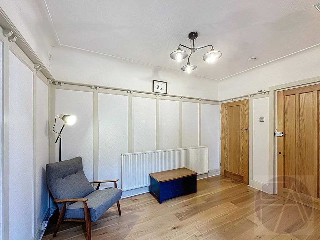 Property photo 2 of 35 4374441