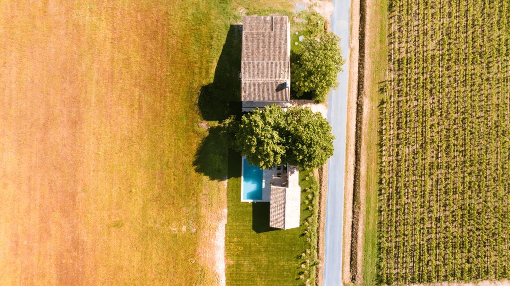 Property photo 1 of 29