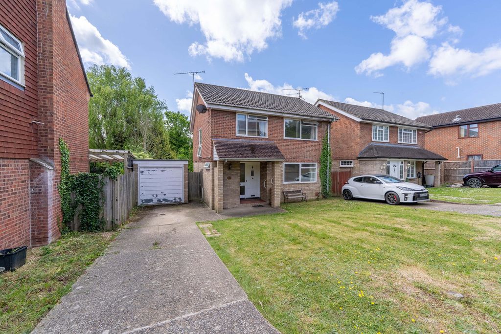 Property photo 1 of 30