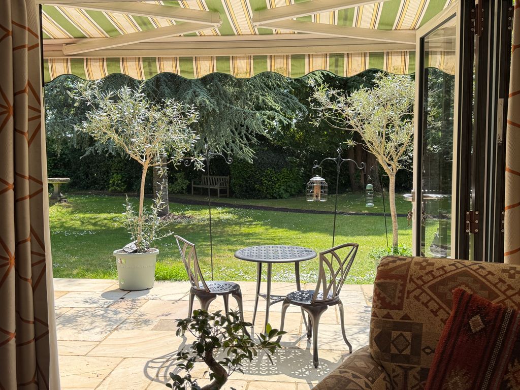 Property photo 3 of 12 Img_2506