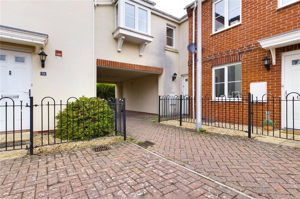 Property photo 1 of 8 Front