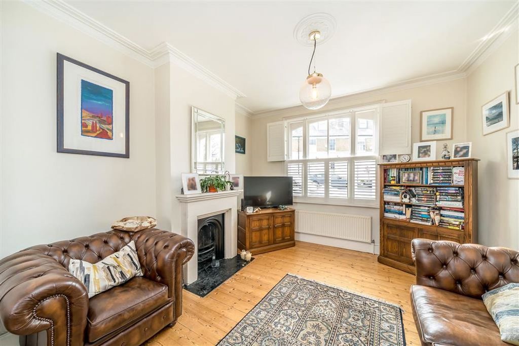 Property photo 2 of 10