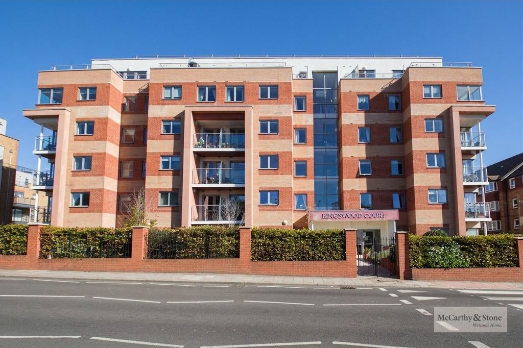 Property photo 1 of 15 32 Kingswood Court, 47-51 Sidcup Hill, Sidcup, Da1
