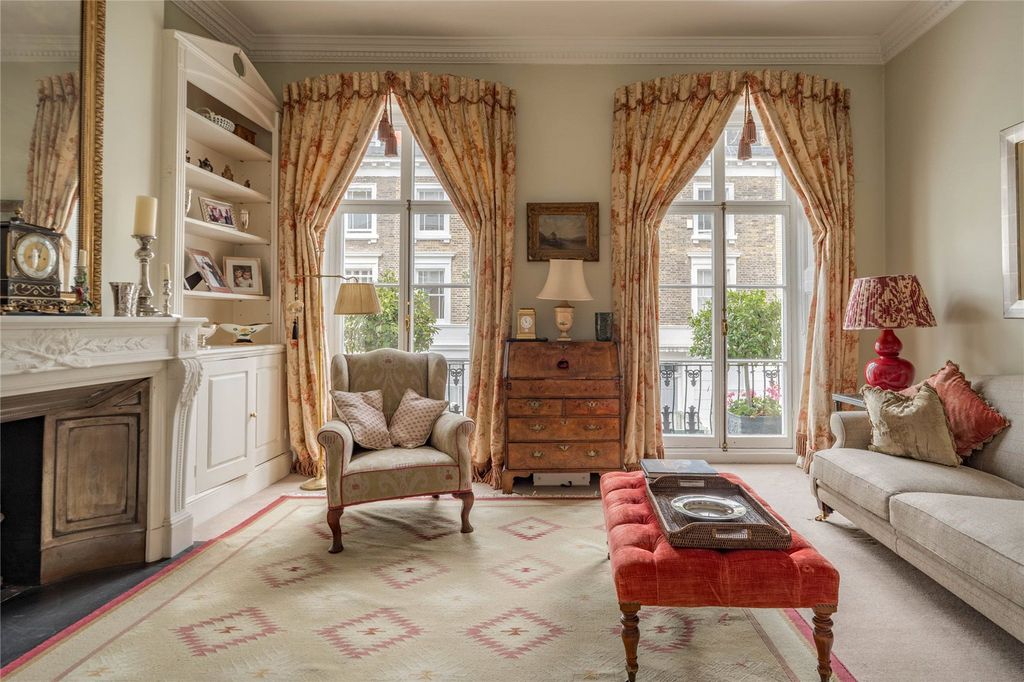 Property photo 1 of 14 Drawing Room