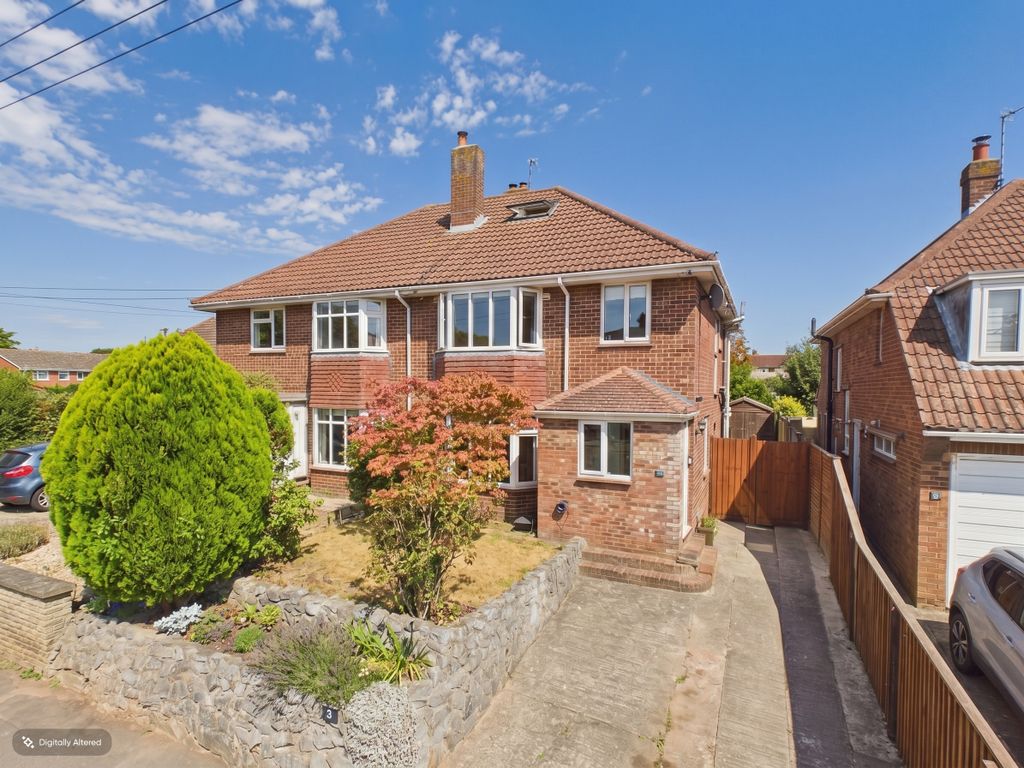 Property photo 1 of 25