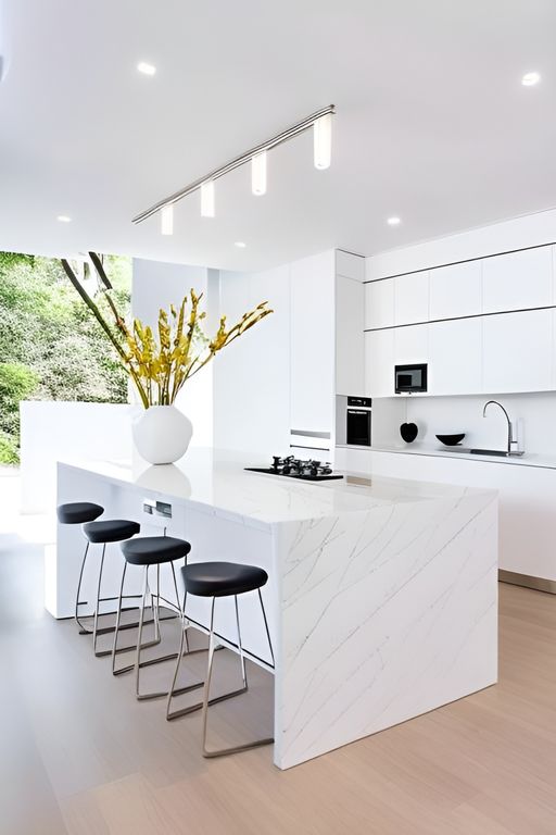 Property photo 3 of 18 Photo 2