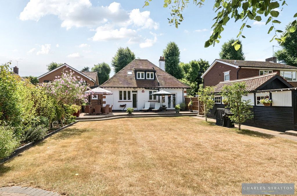 Property photo 2 of 19