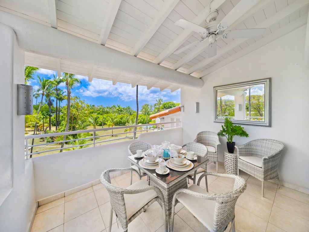 Property photo 2 of 13 Welcome To Glitter Bay 414