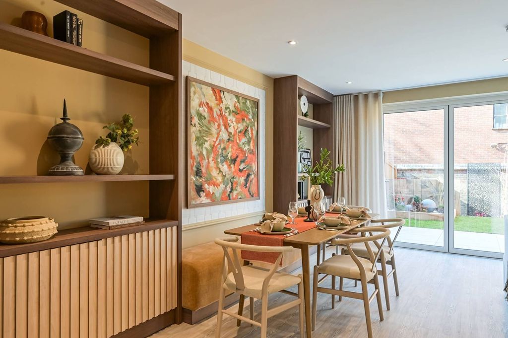 Property photo 1 of 36