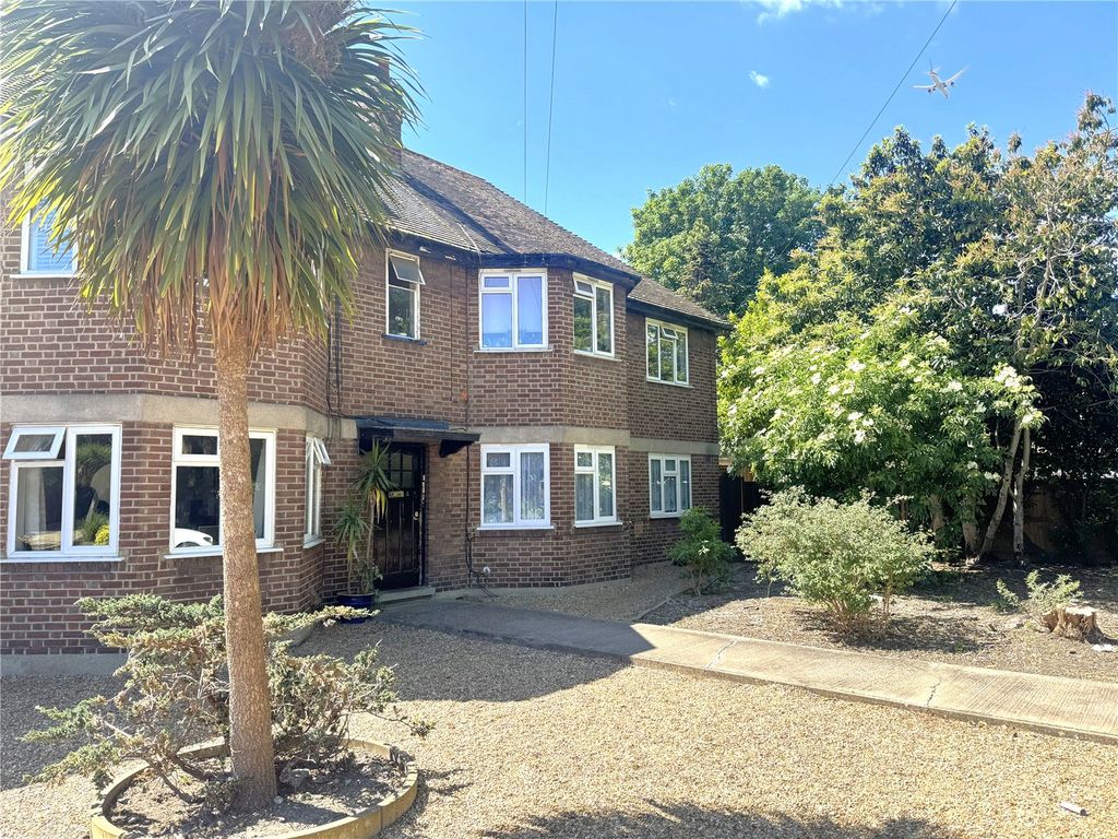 Property photo 1 of 14 Picture No. 17
