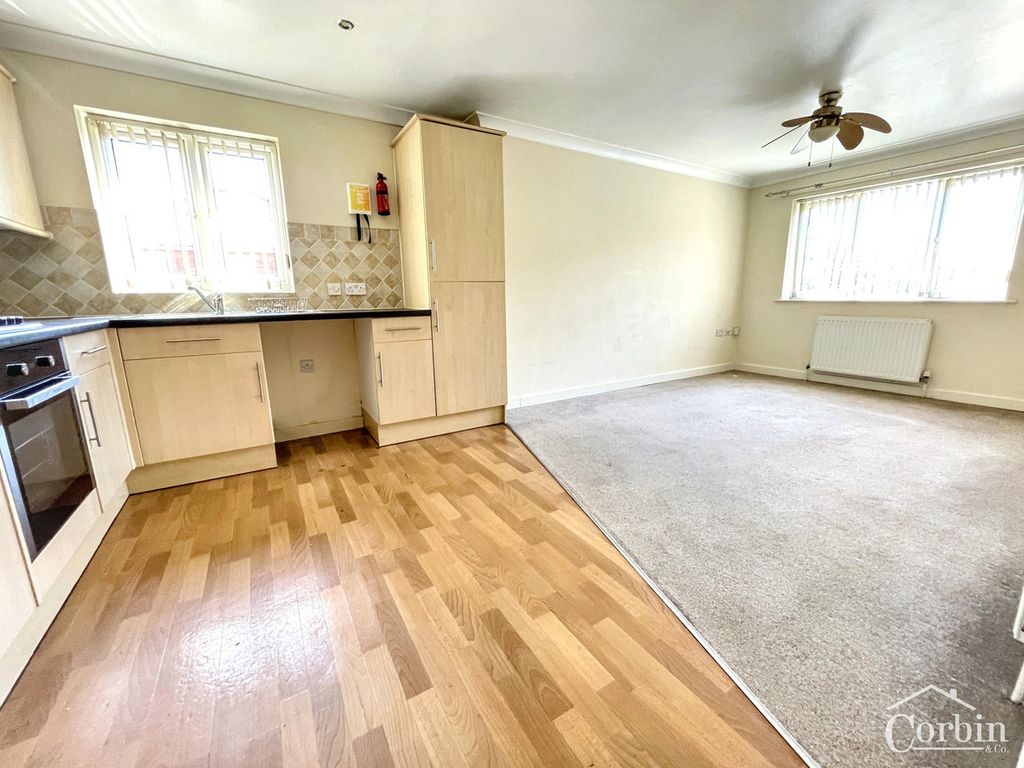 Property photo 3 of 9
