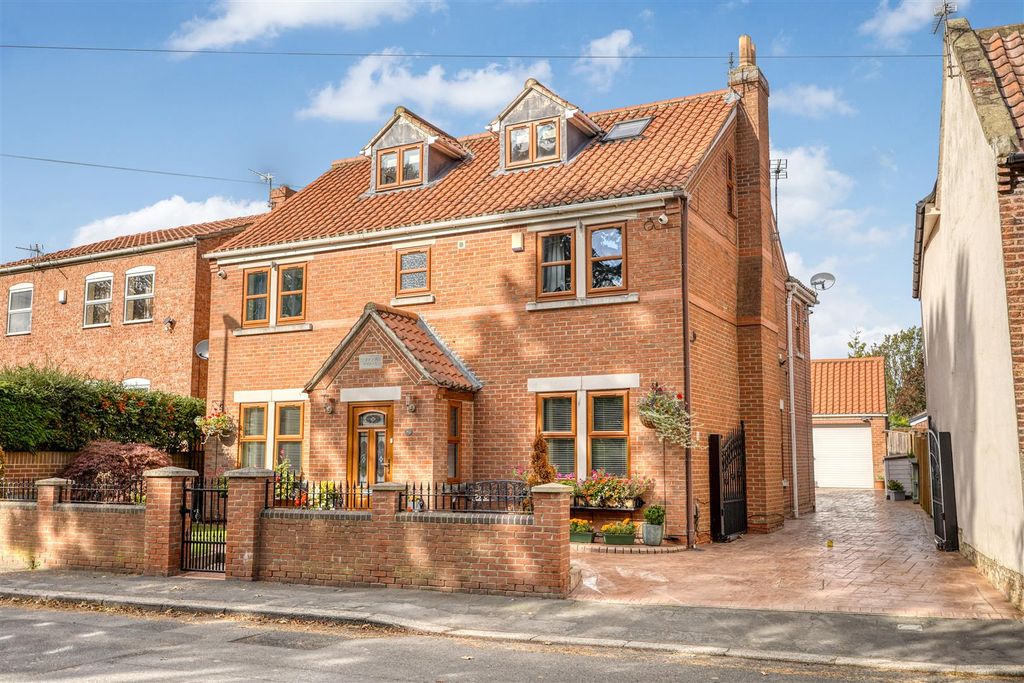 Property photo 1 of 37 Dsc06230.Jpg