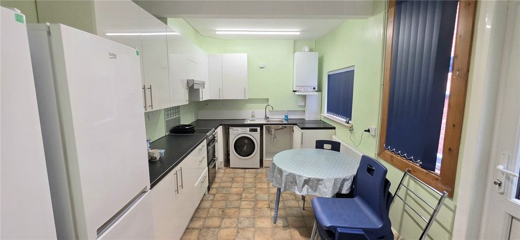 Property photo 3 of 14 Picture No. 08
