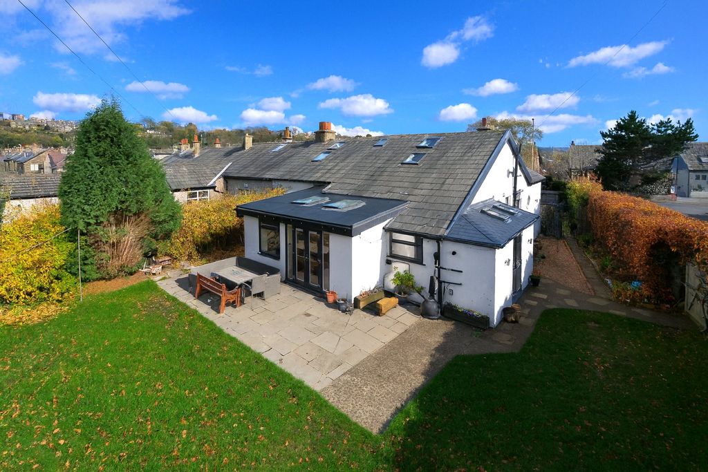 Property photo 1 of 21 Picture No. 19