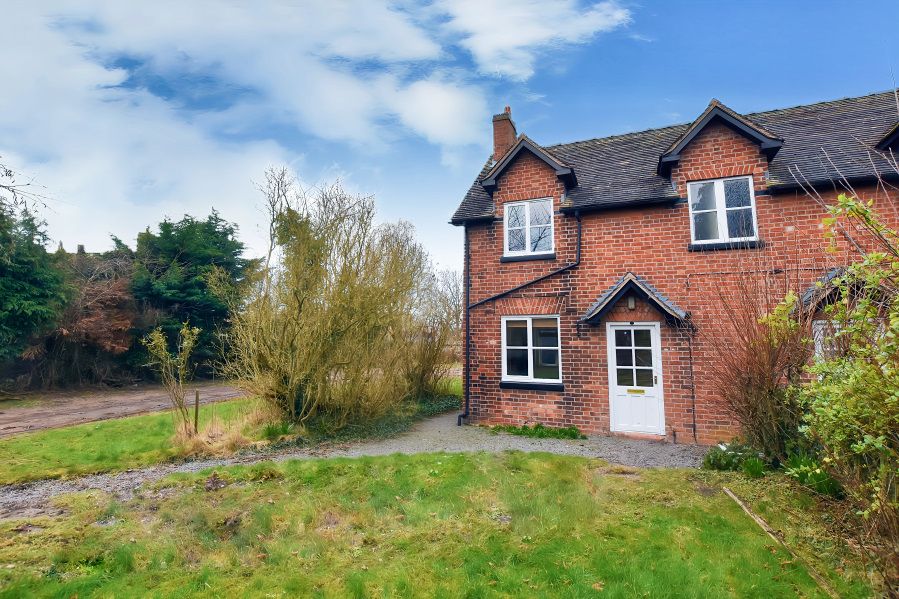 Property photo 1 of 16 Front Aspect