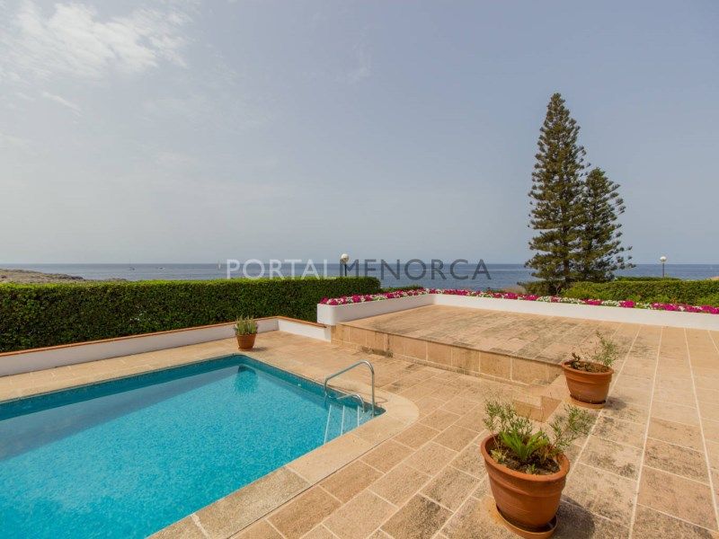 Property photo 2 of 48