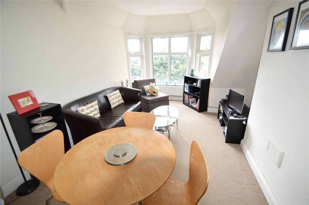 Property photo 2 of 6 Picture No. 01