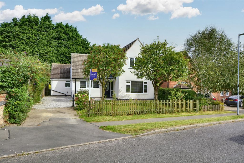 Property photo 1 of 50