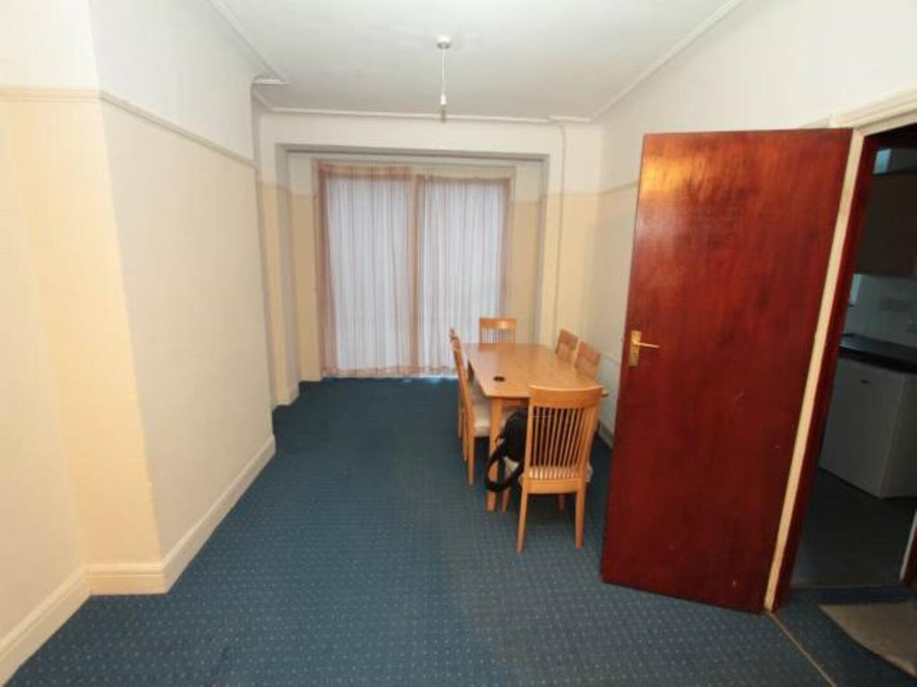 Property photo 1 of 9 Dining Room