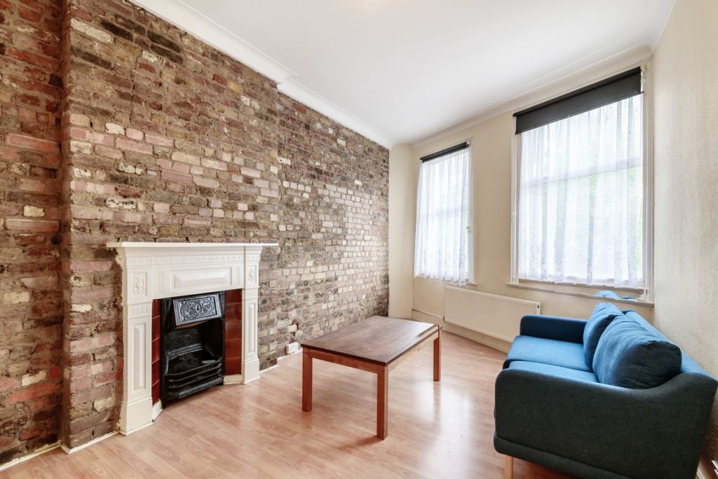 Property photo 1 of 6 895790 (2)
