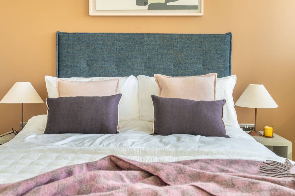 Property photo 3 of 25