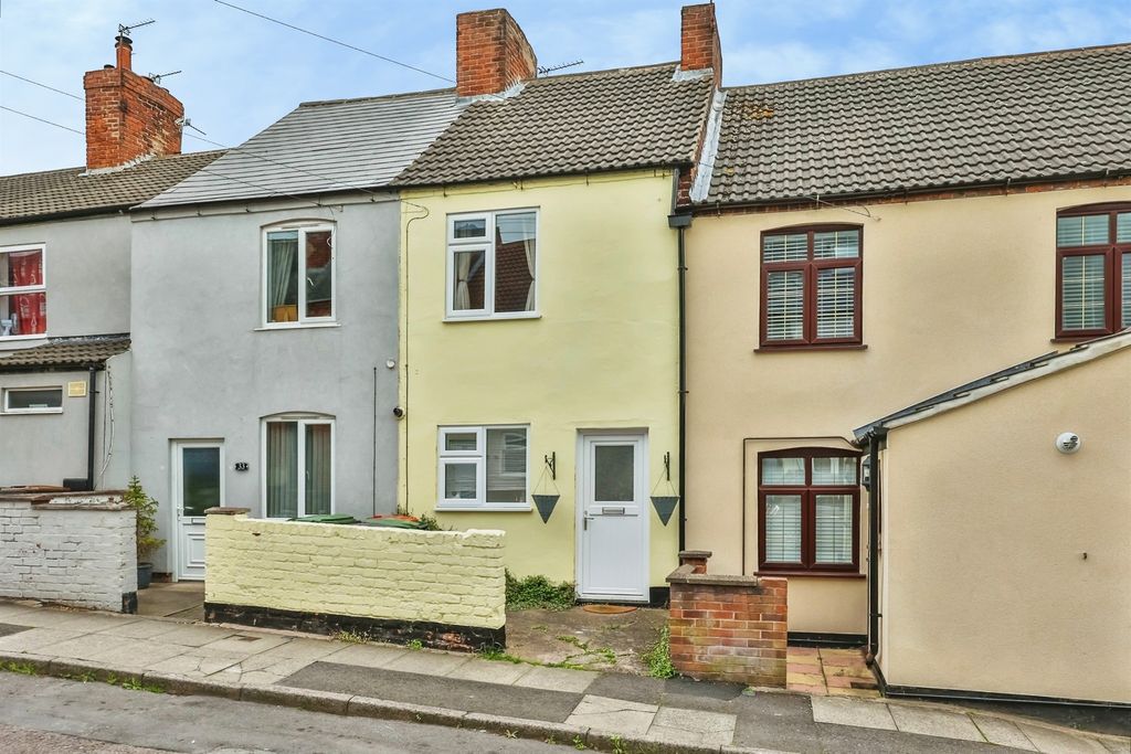Property photo 1 of 16