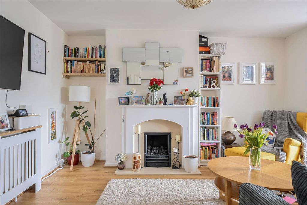 Property photo 3 of 18 1439968-10-69d7c14c98413.Jpg