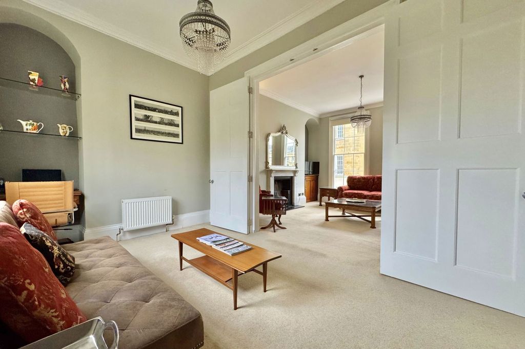 Property photo 1 of 25