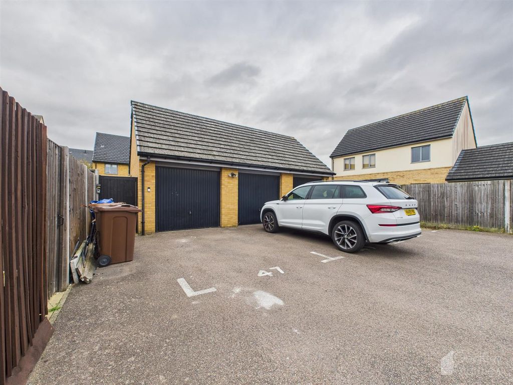 Property photo 2 of 22 Cam02365G0-Pr0377-Still027.Jpg