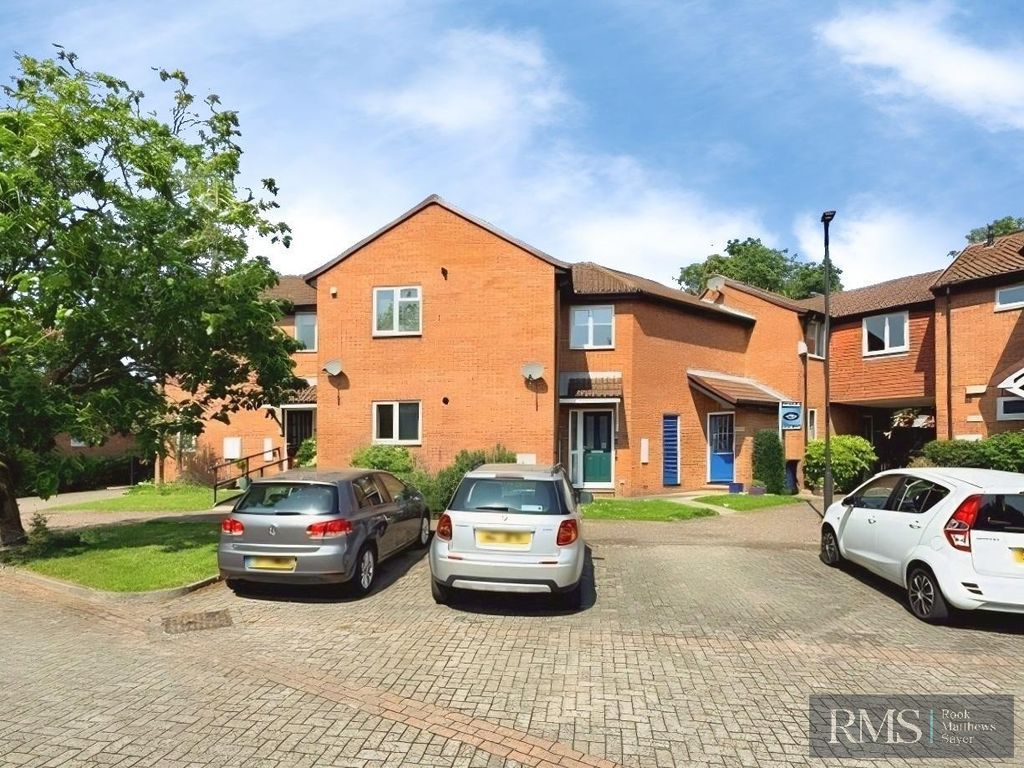 Property photo 1 of 10 Photo 10
