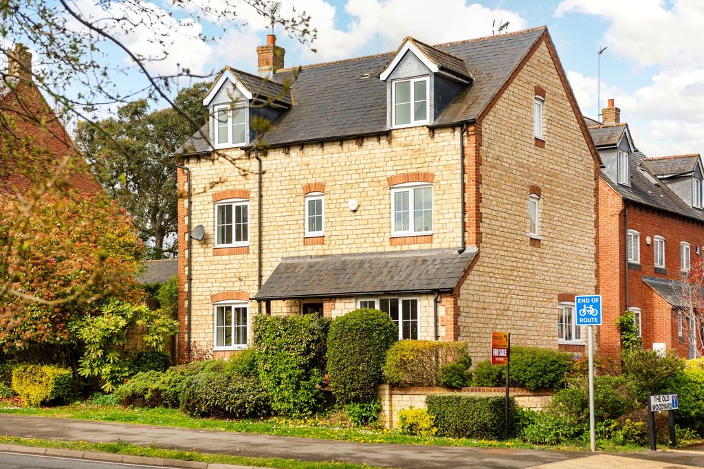 Property photo 1 of 29