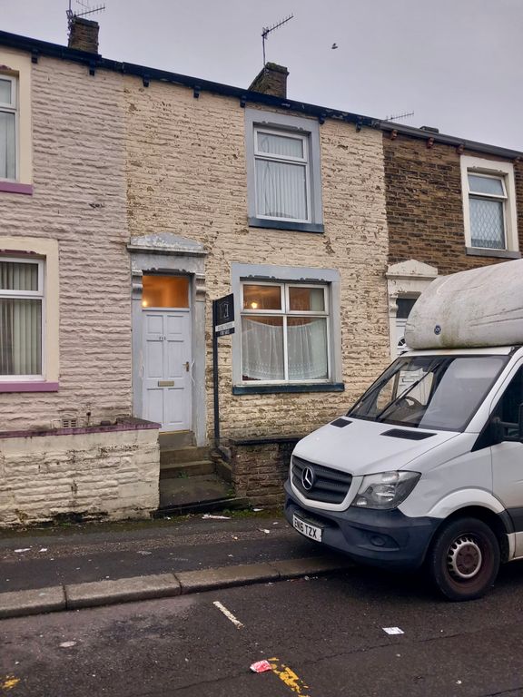 Property photo 2 of 15