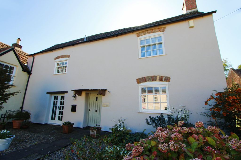 Property photo 3 of 39