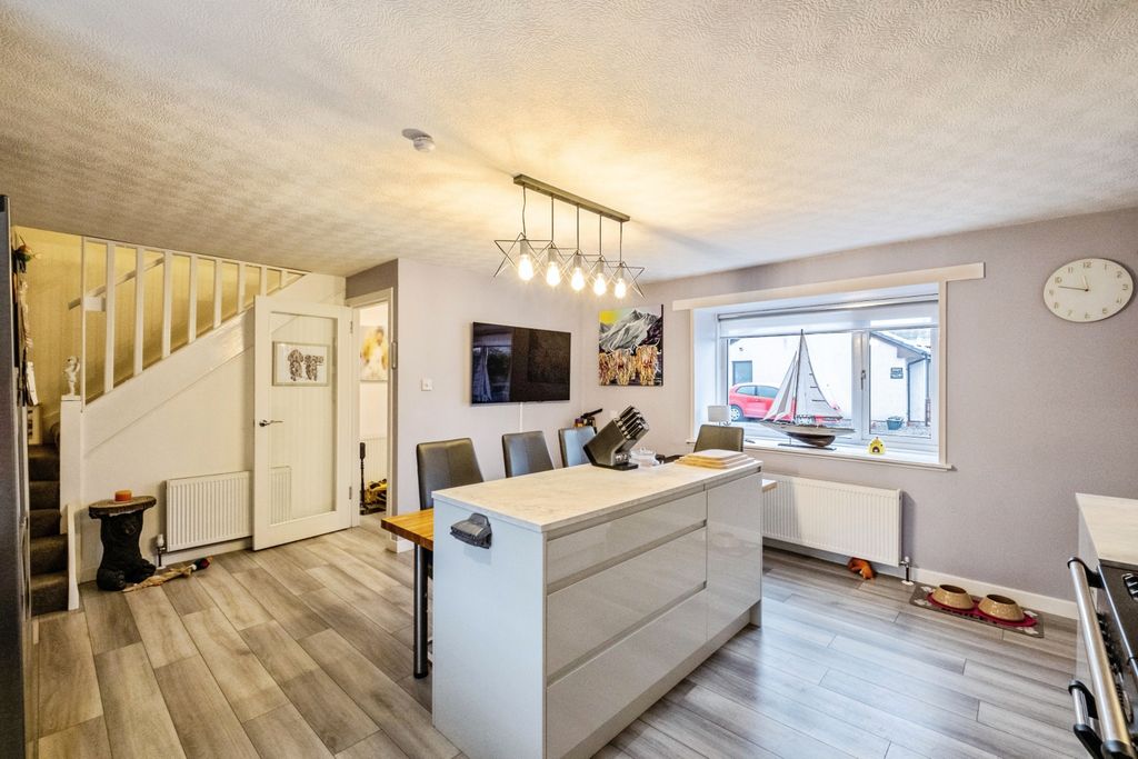 Property photo 3 of 20 Photo #3